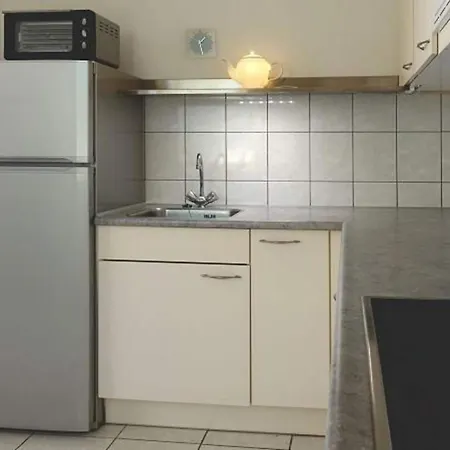 Feriehus Comfortable For 6 People Sint Maartensvlotbrug