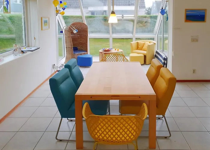 Comfortable For 6 People *