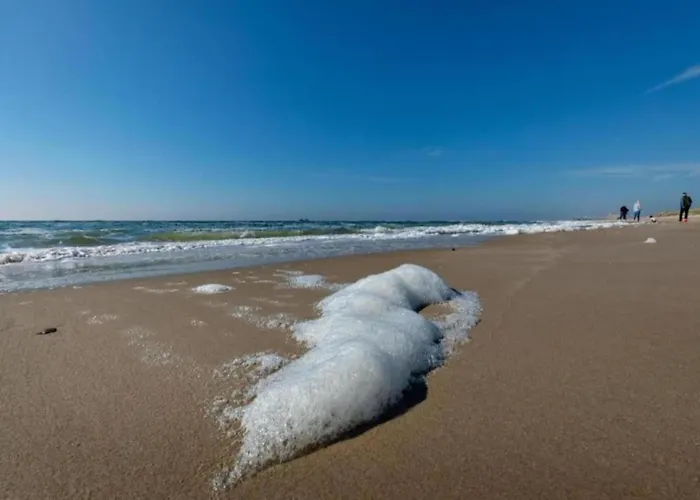 Comfortable For 6 People