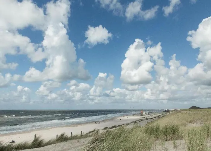 Comfortable For 6 People بيت للعطل