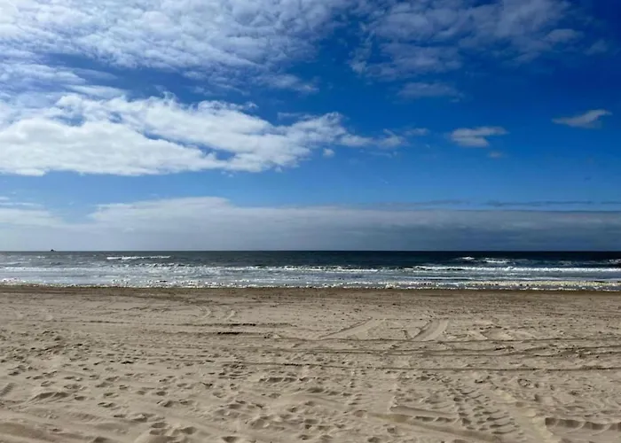 Comfortable For 6 People بيت للعطل Sint Maartensvlotbrug